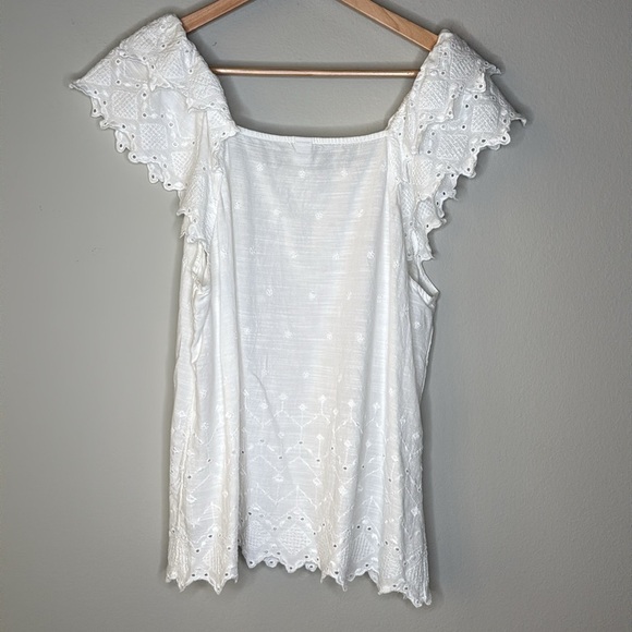 Old Navy Eyelet Ruffle Sleeve Tank Top in White Size Large - Picture 5 of 9